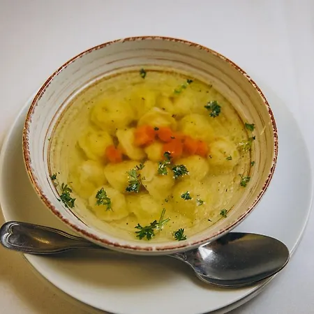 Hoch Land 호텔 야블루니츠야